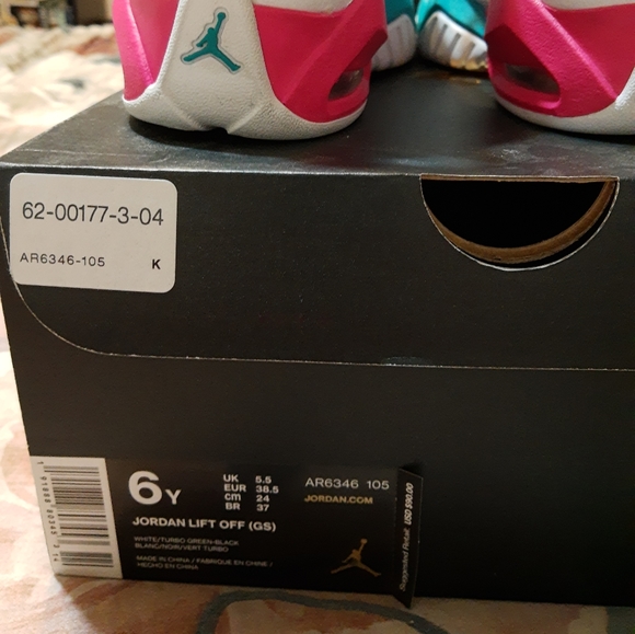 COPY - HOST PICK Jordan Lift Off South Beach - Picture 11 of 14